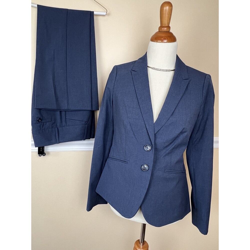 NWT The Limited Women’s Blue 2Pc Pant Suit Sz 2 6